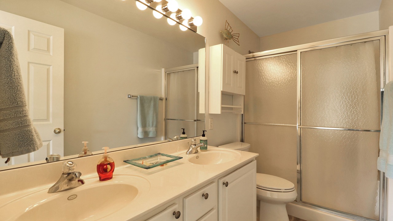 Photo of Bathroom in Camdenton