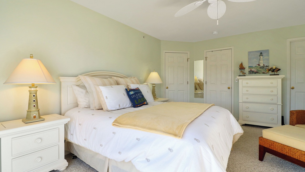 Photo of Bedroom in Camdenton