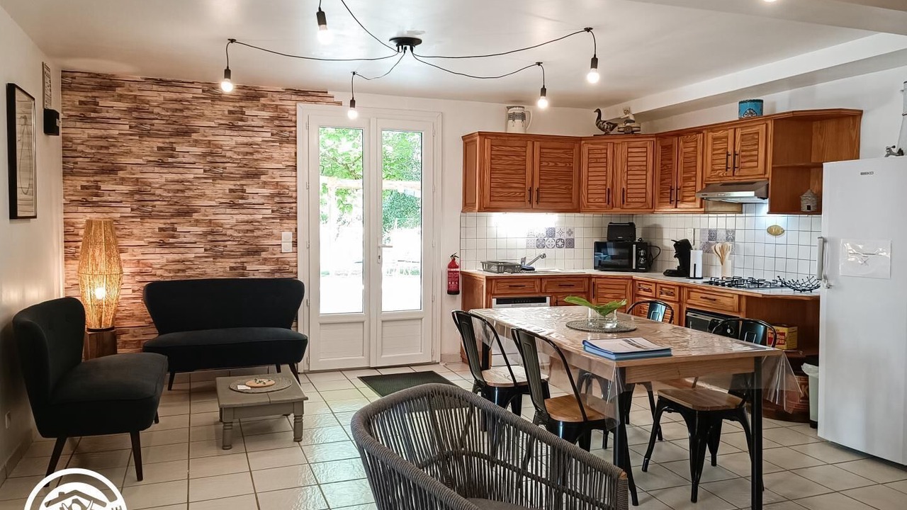 Photo of Others in Thegra