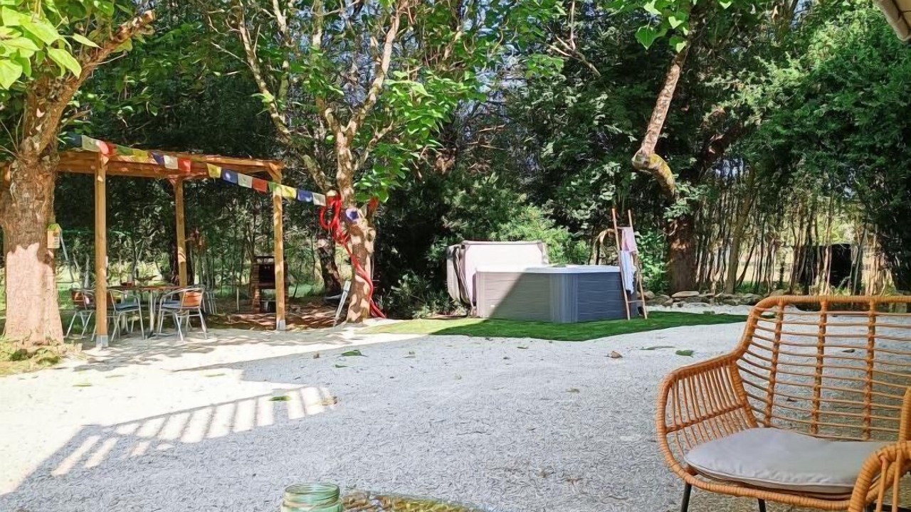 Photo of Patio Balcony in Thegra