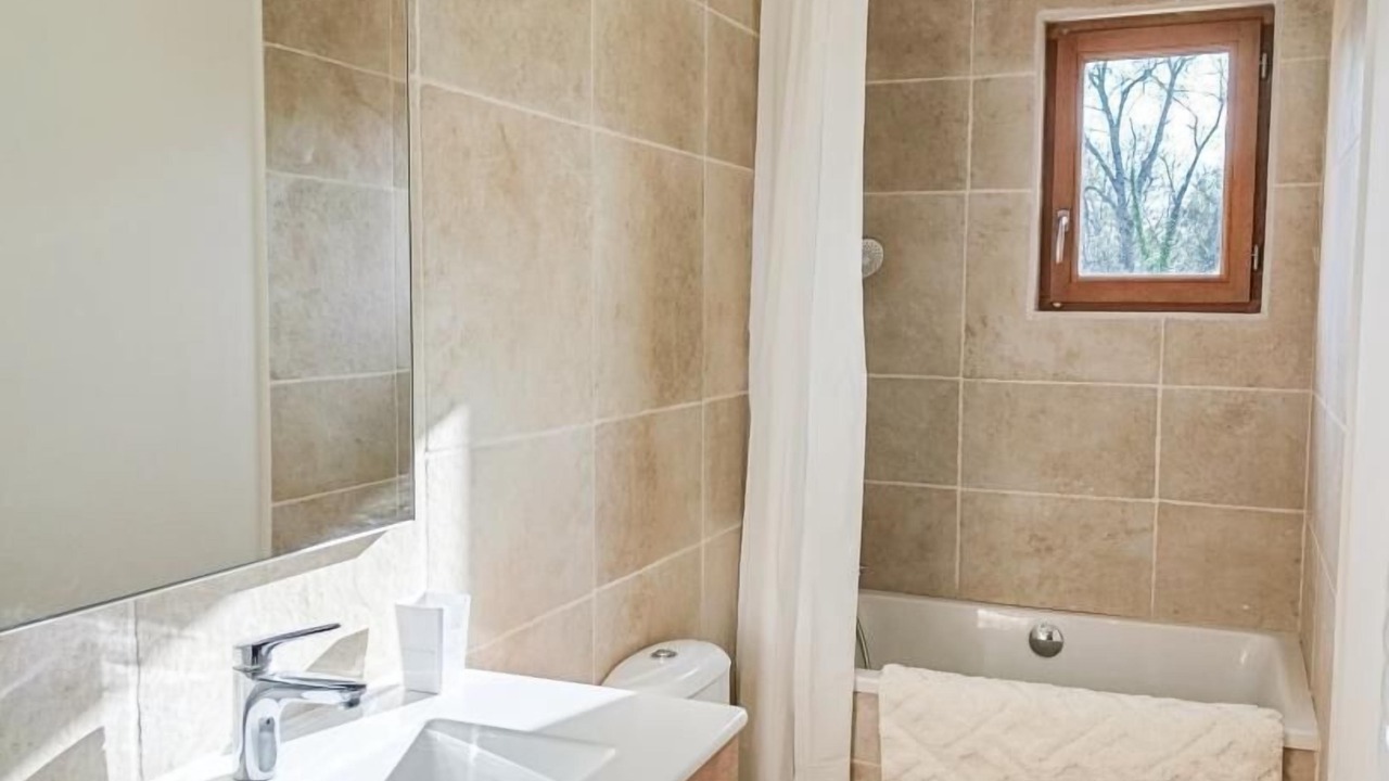 Photo of Bathroom in Capdenac