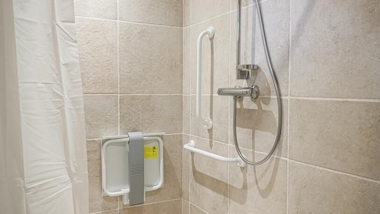 Photo of Bathroom in Capdenac