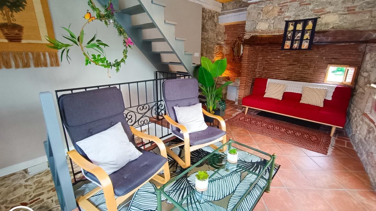 Photo of Livingroom in Creysse