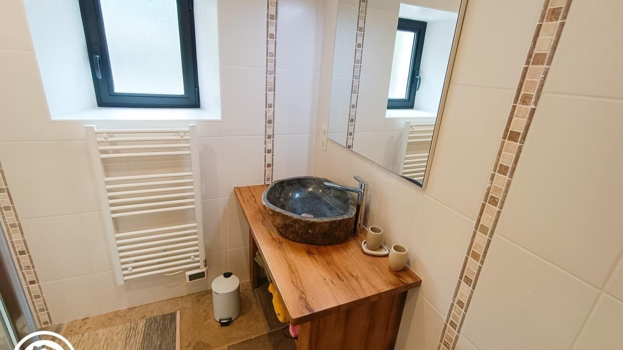 Photo of Bathroom in Lentillac-du-Causse