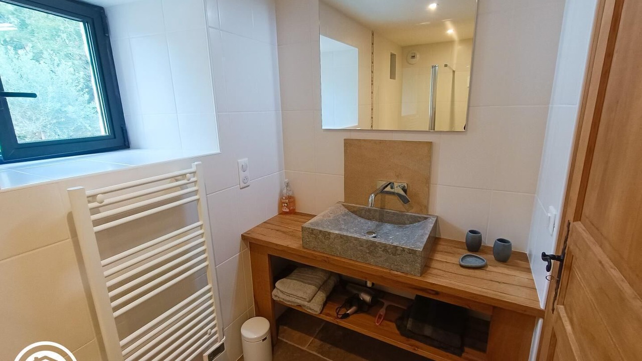 Photo of Bathroom in Lentillac-du-Causse