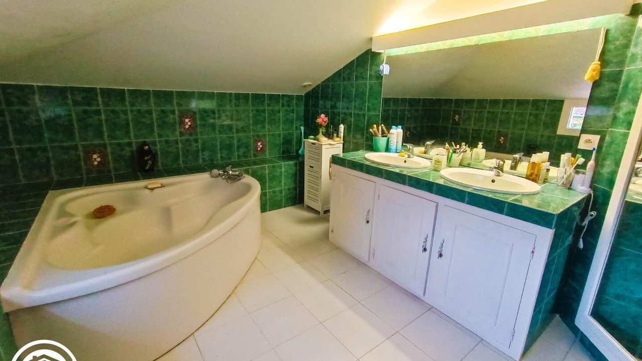 Photo of Bathroom in Caillac