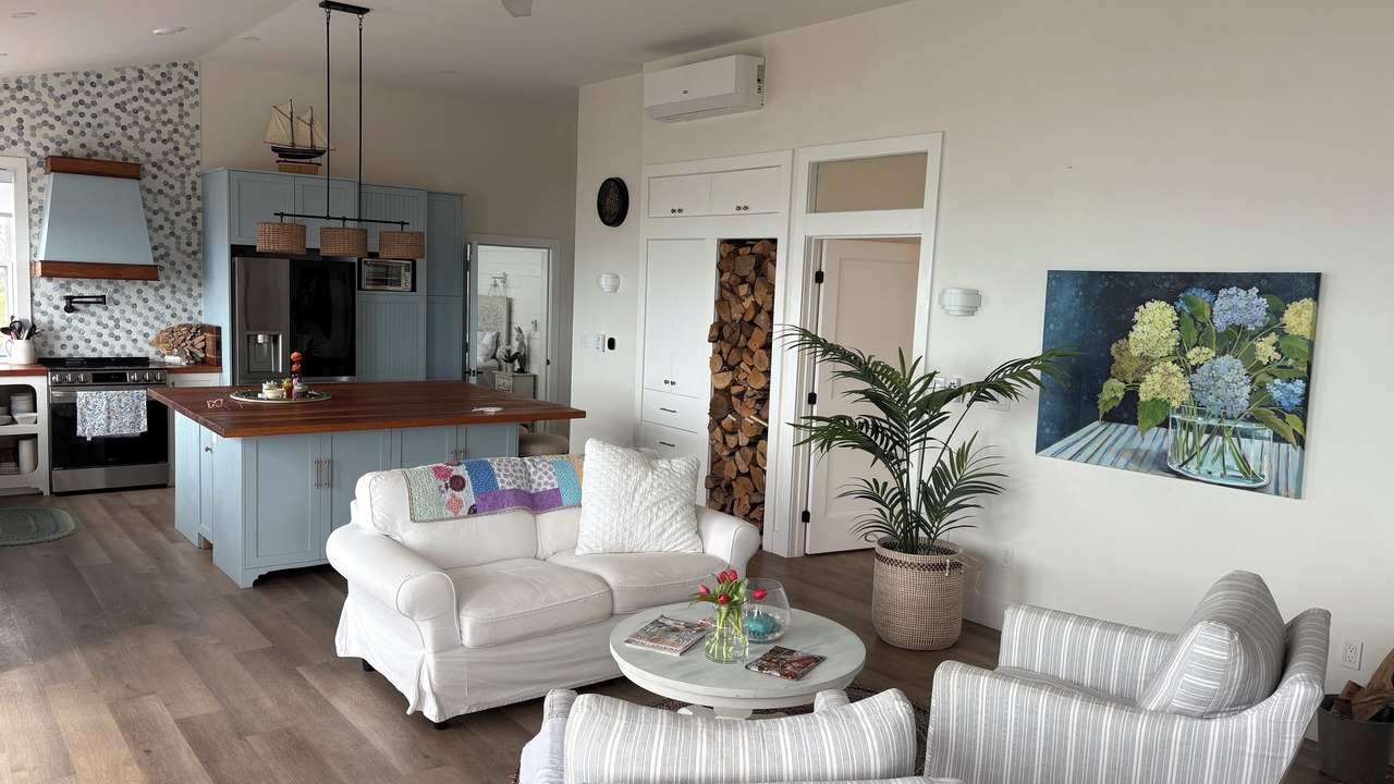 Photo of Livingroom in Antigonish County