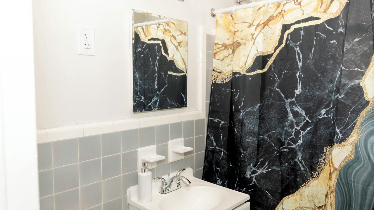 Photo of Bathroom in Albany