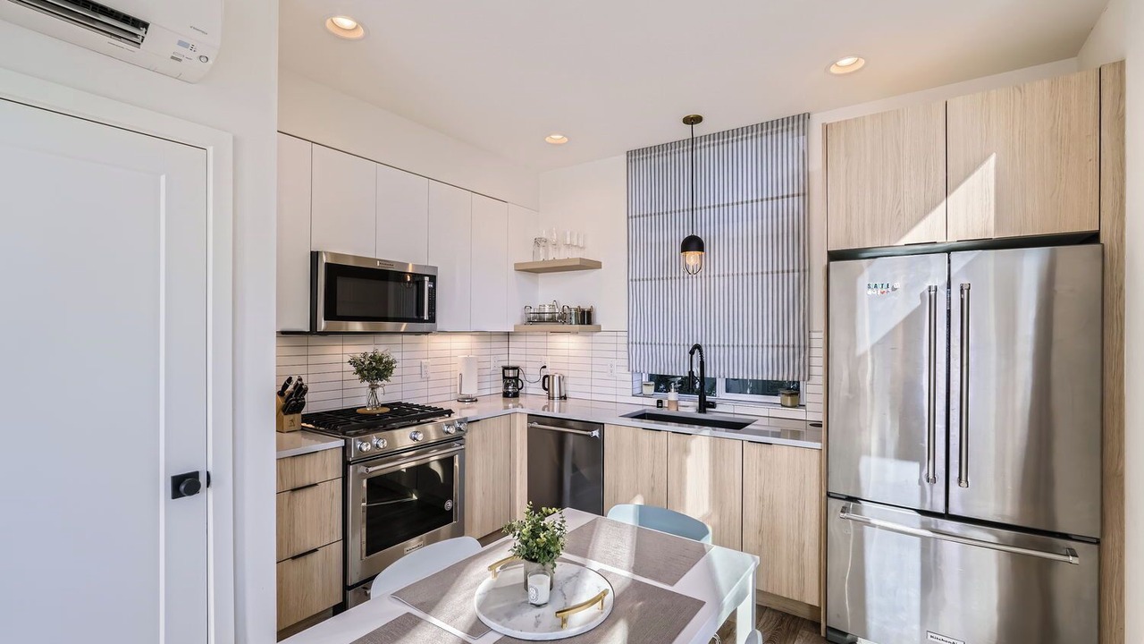 Photo of Kitchen in East Queen Anne