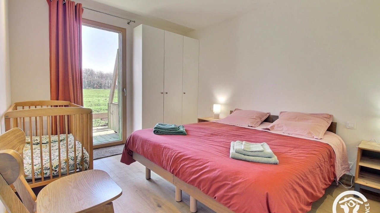 Photo of Bedroom in Plumergat