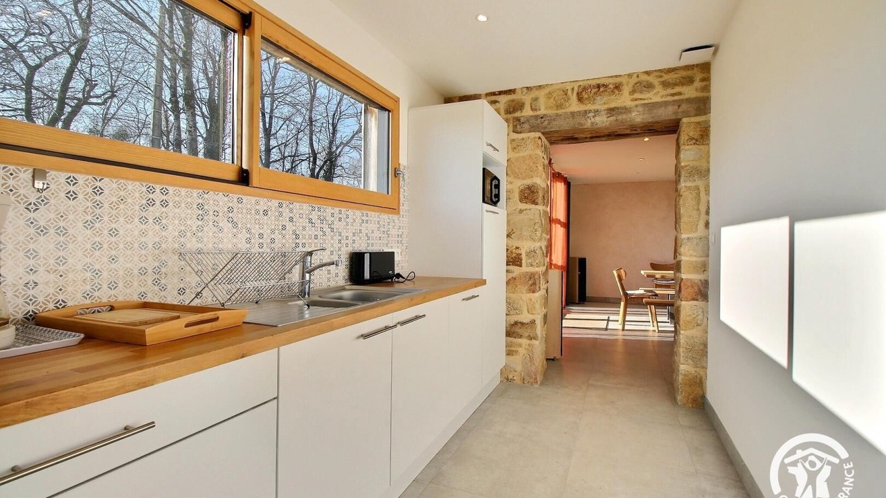 Photo of Kitchen in Plumergat