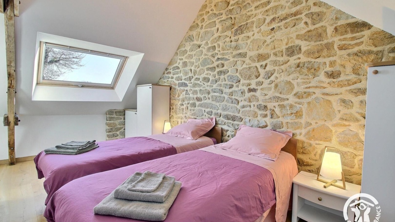 Photo of Bedroom in Plumergat