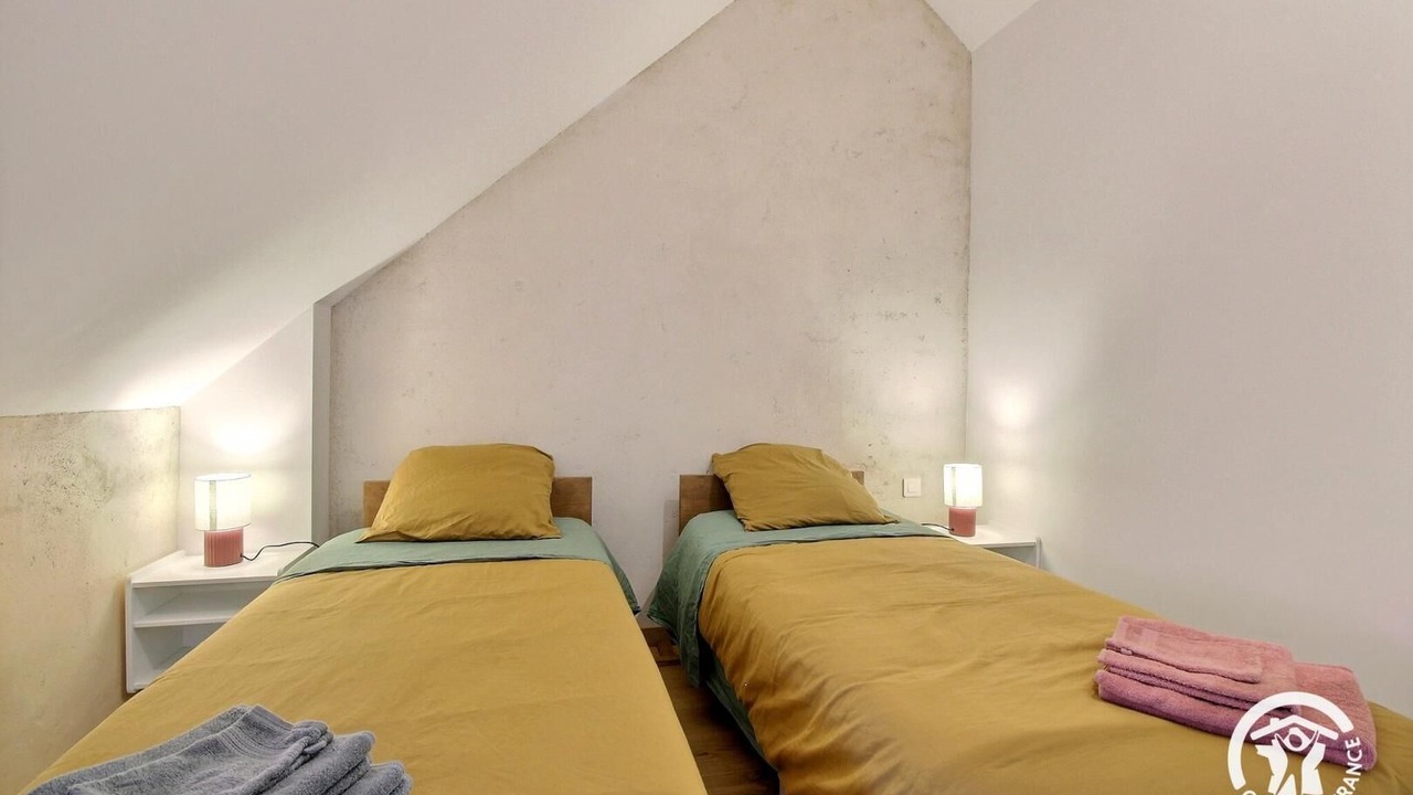 Photo of Bedroom in Plumergat