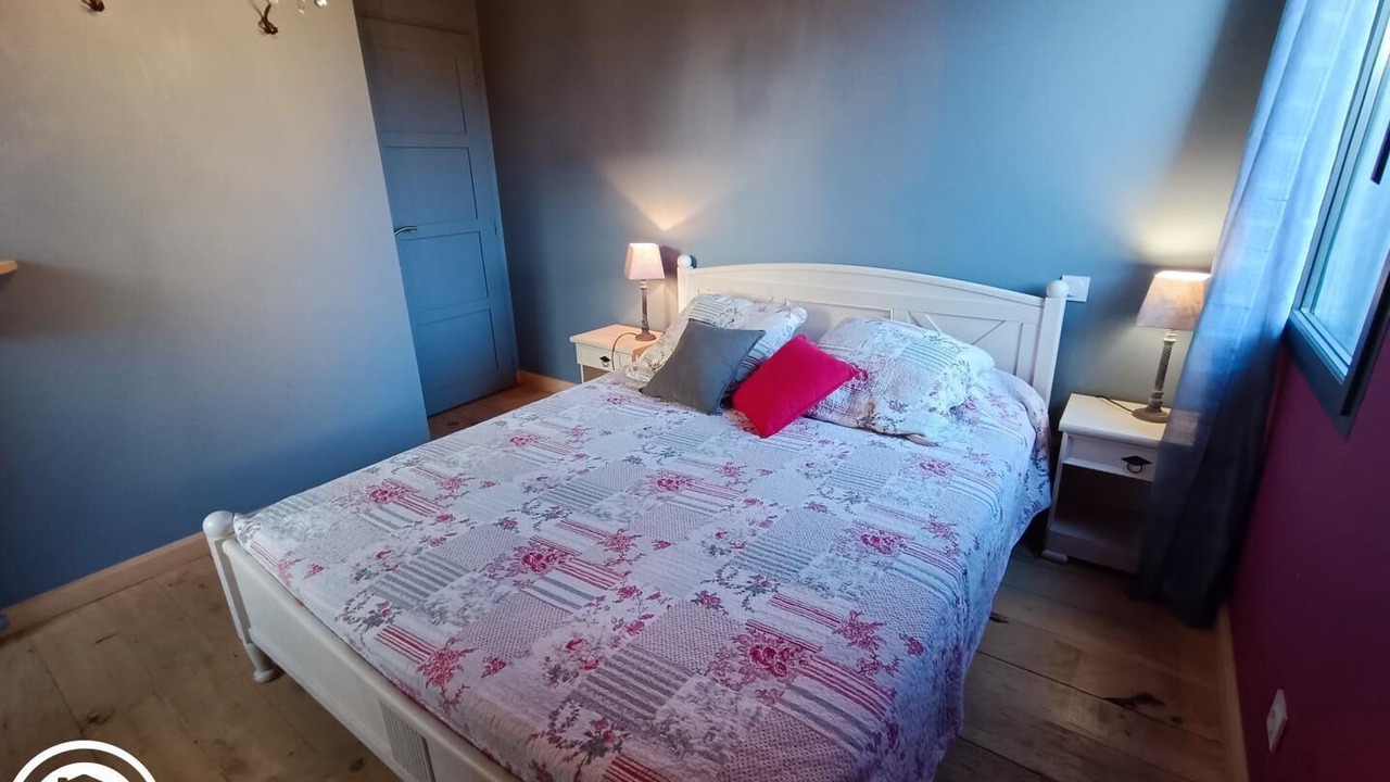 Photo of Bedroom in Mayrinhac-Lentour