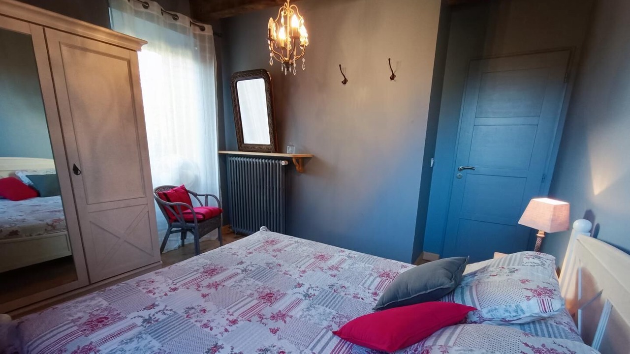 Photo of Bedroom in Mayrinhac-Lentour