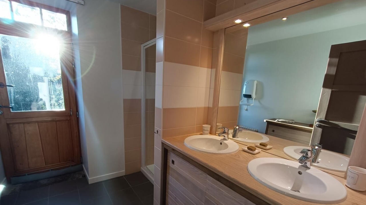 Photo of Bathroom in Mayrinhac-Lentour