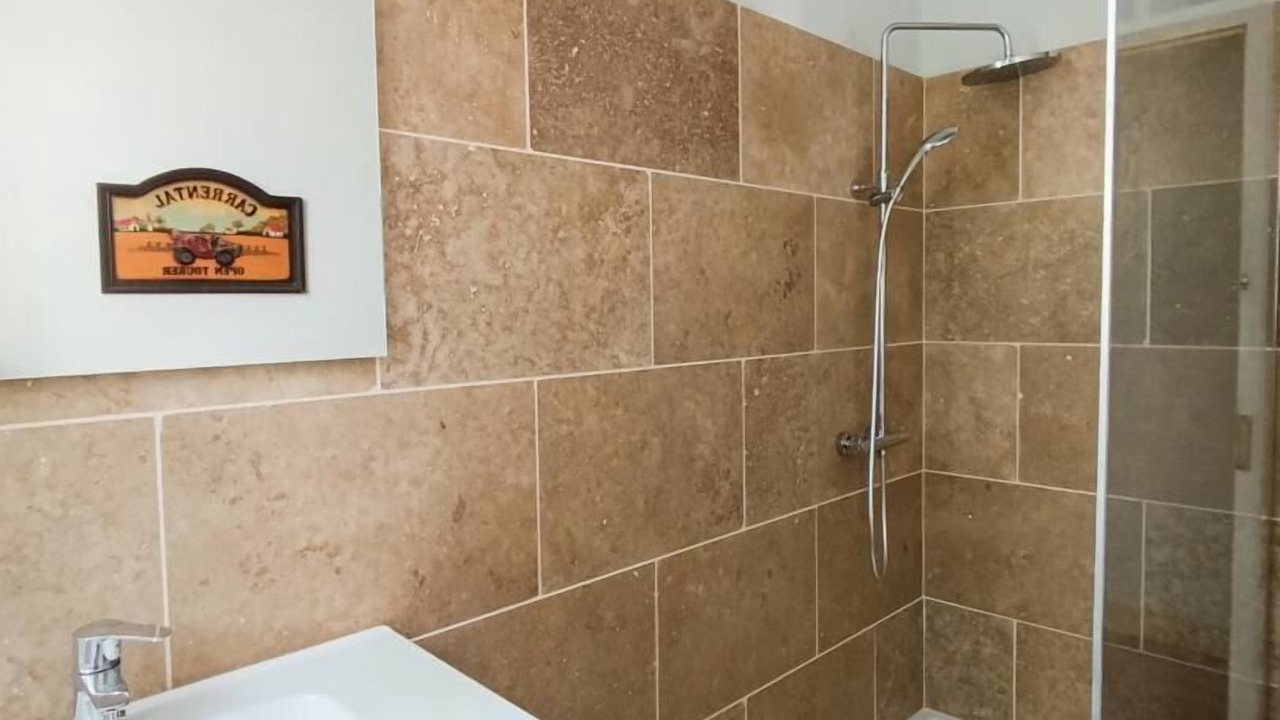 Photo of Bathroom in Albas