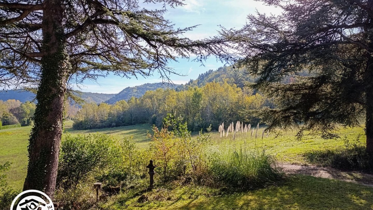 Photo of Outdoor in Albas