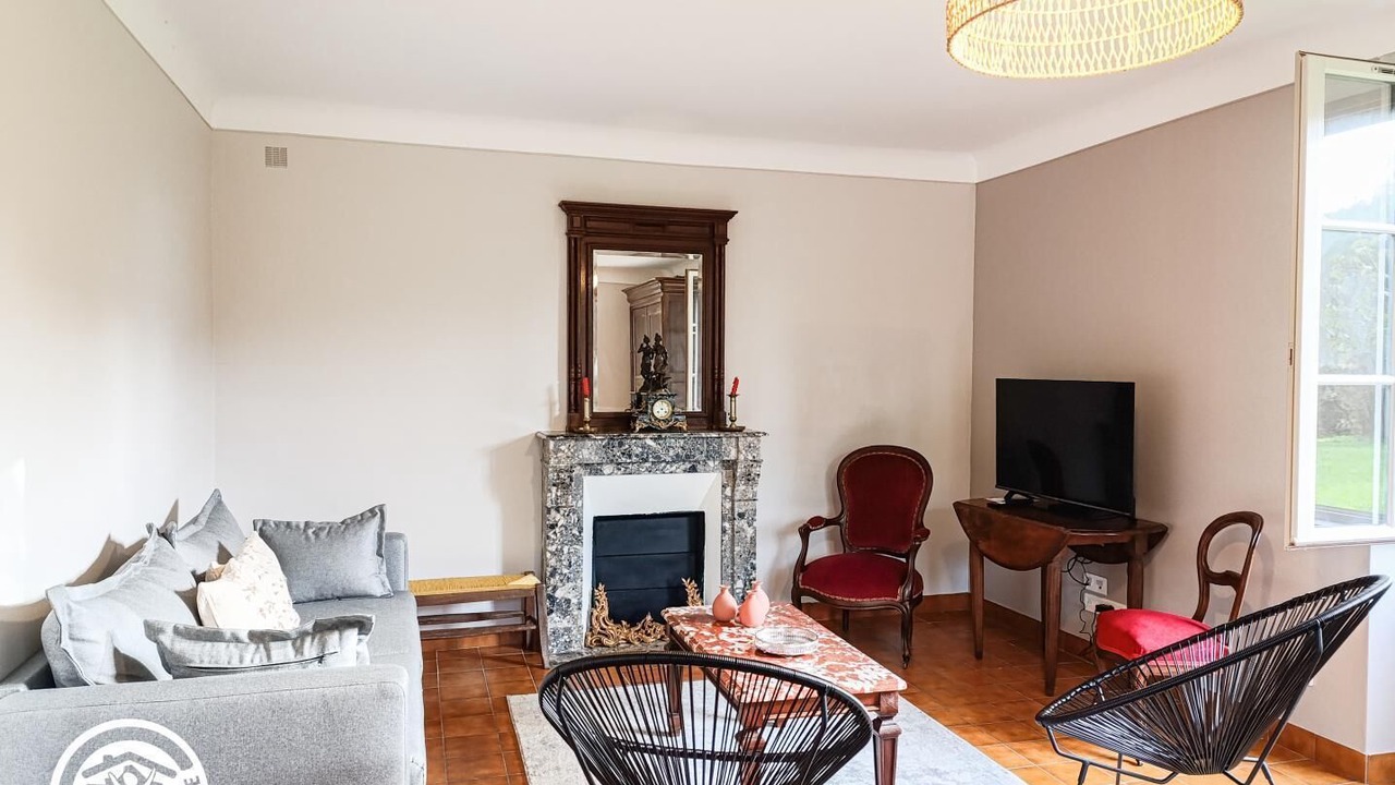 Photo of Livingroom in Milhac