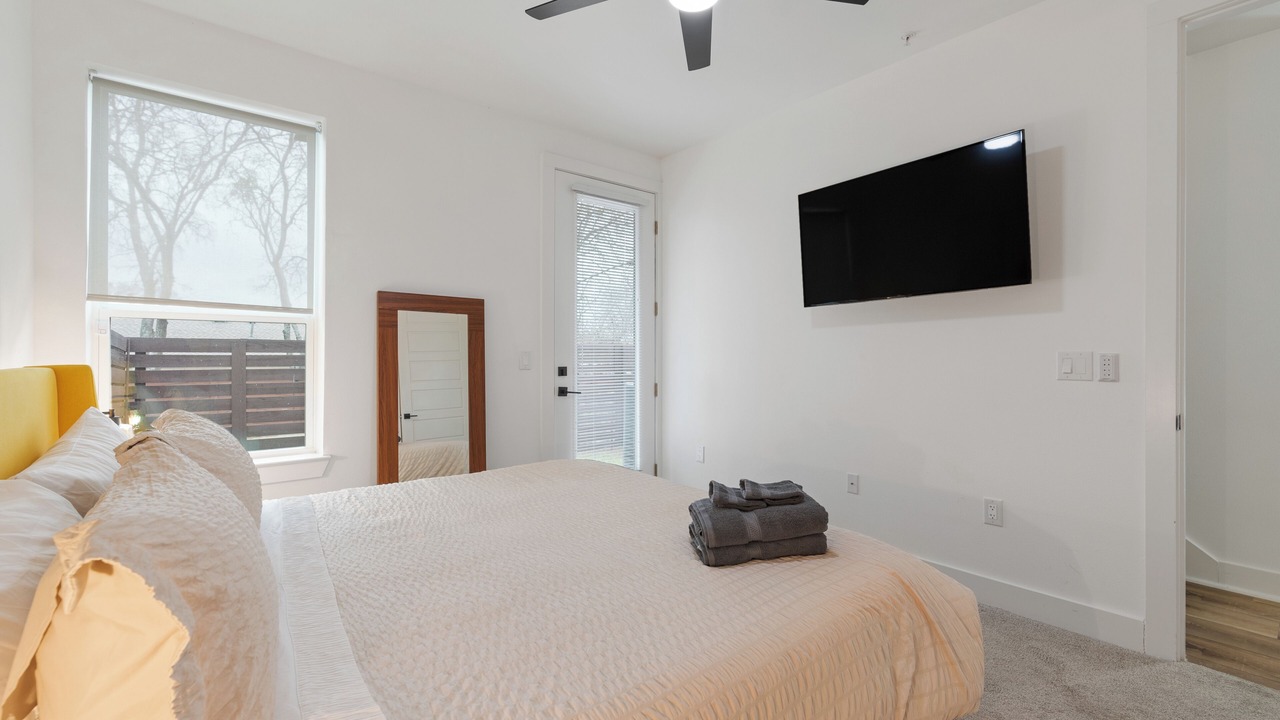 Photo of Bedroom in North Austin Civic Association