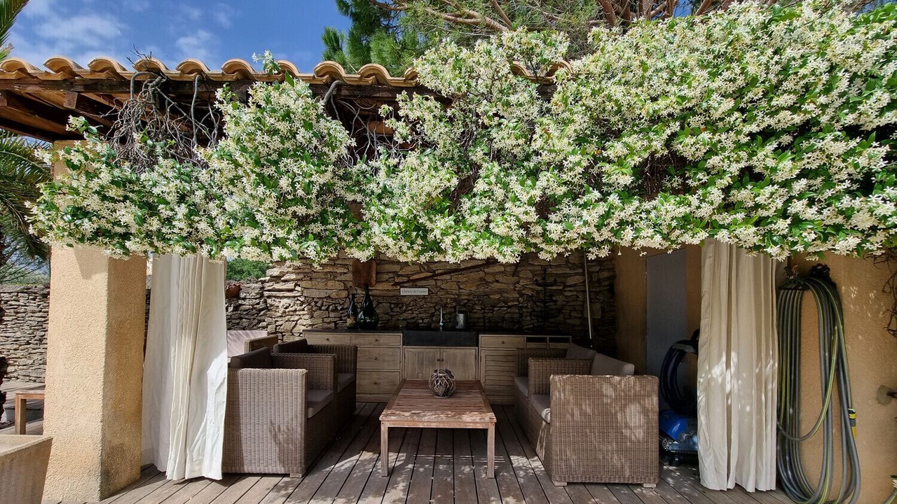 Photo of Patio Balcony in Saint-Quentin-la-Poterie
