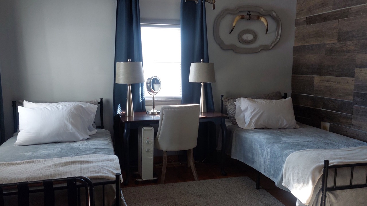 Photo of Bedroom in Saratoga