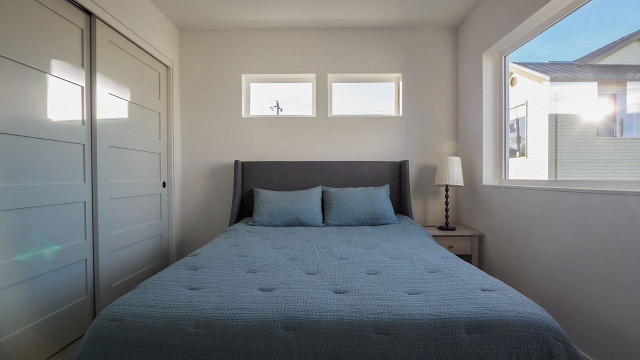 Photo of Bedroom in Alki