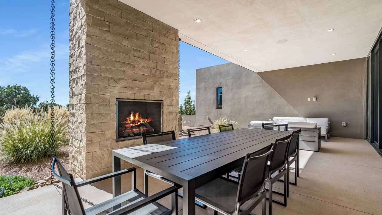 Photo of Livingroom in Las Campanas