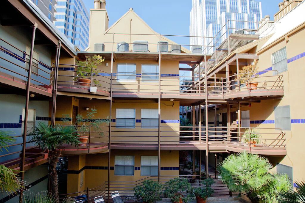 Photo of Others in Congress Avenue Historic District