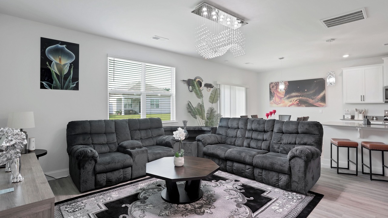 Photo of Livingroom in Port Wentworth