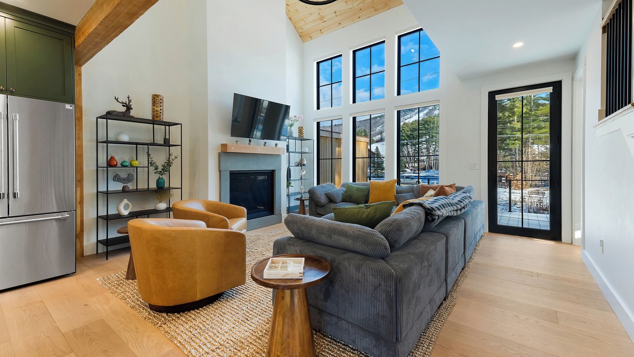 Photo of Livingroom in North Conway