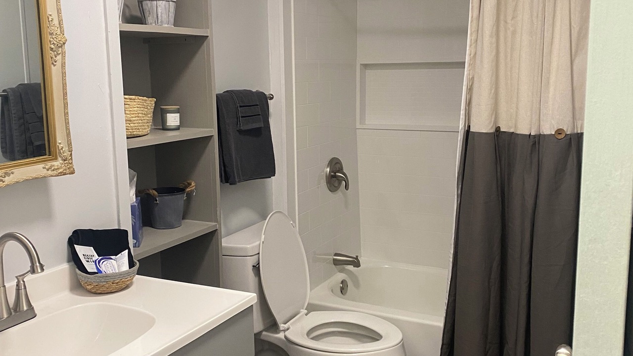 Photo of Bathroom in Union