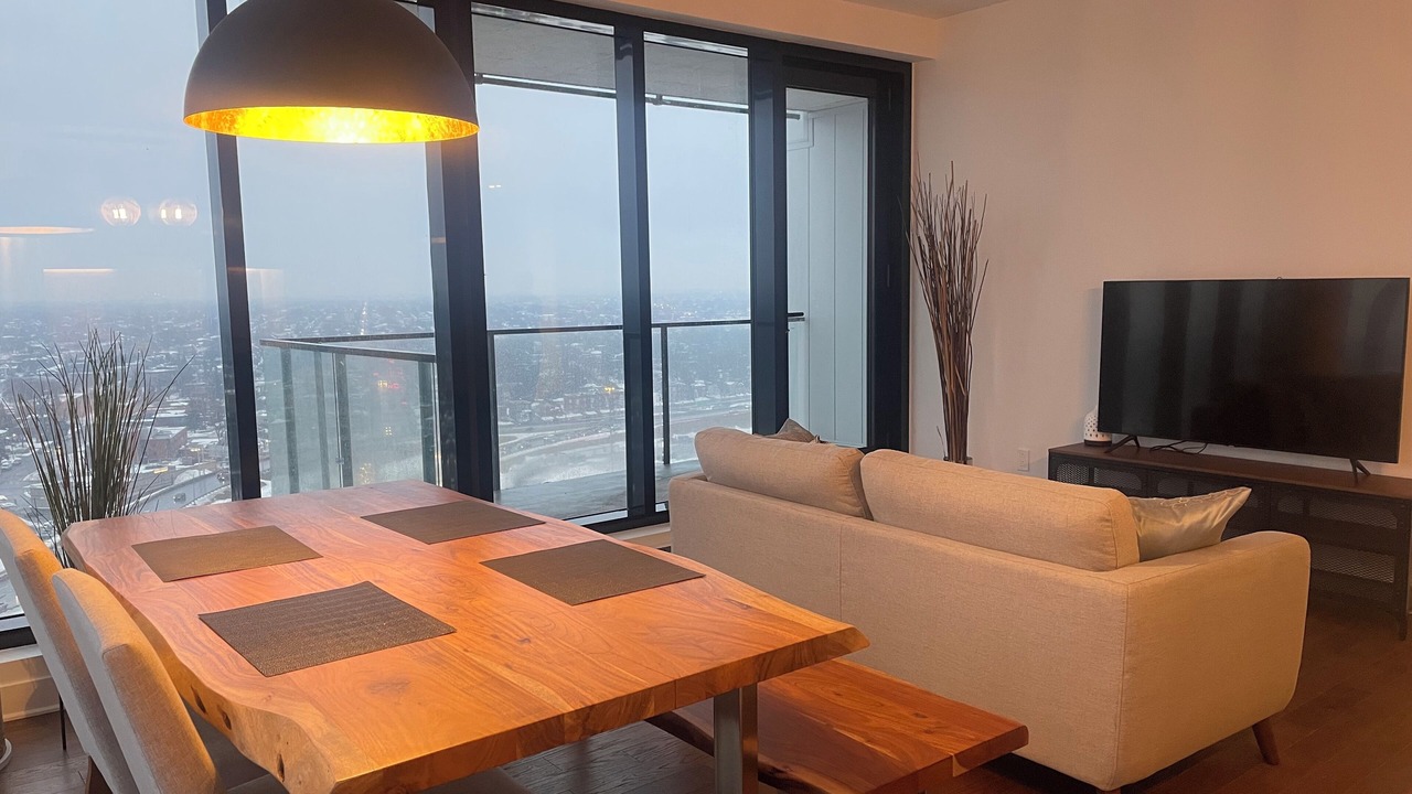 Photo of Livingroom in Longueuil