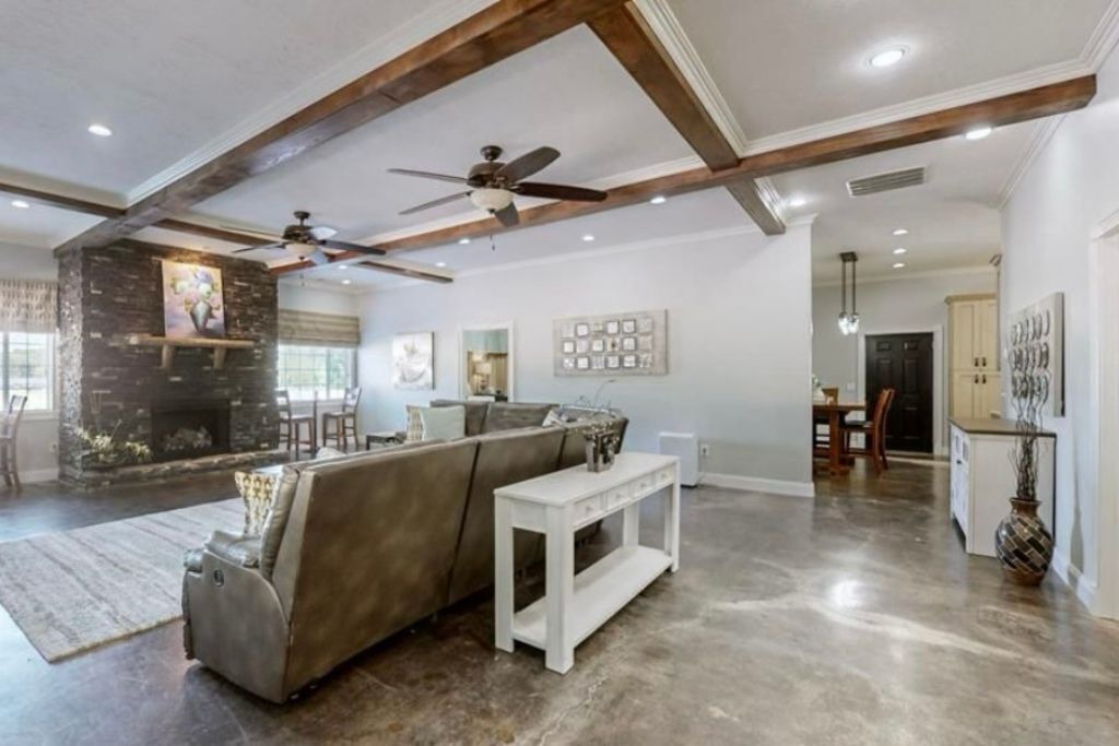 Photo of Livingroom in Buchanan