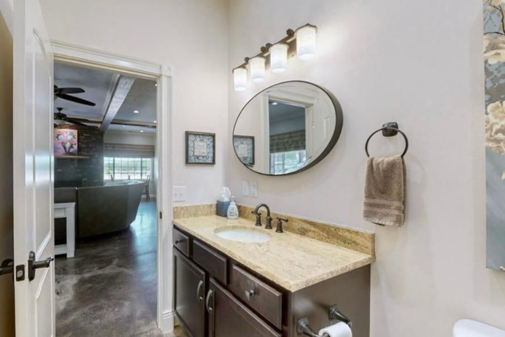 Photo of Bathroom in Buchanan