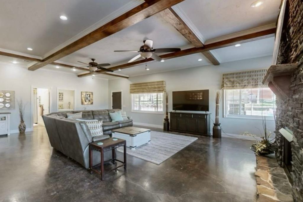 Photo of Livingroom in Buchanan