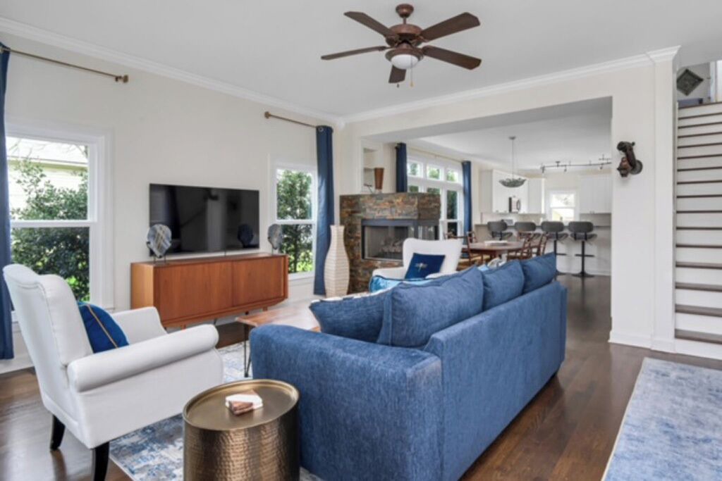 Photo of Livingroom in Germantown