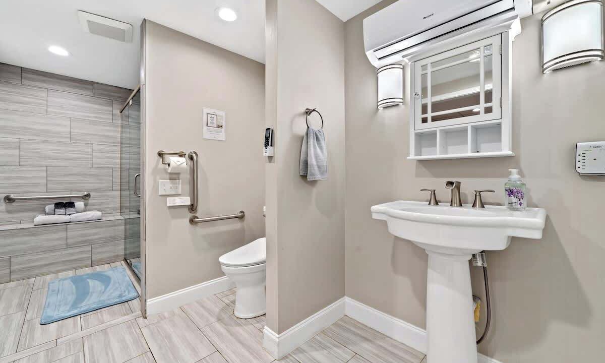 Photo of Bathroom in Milledgeville