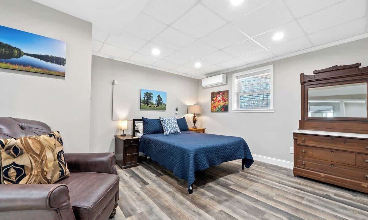 Photo of Bedroom in Milledgeville