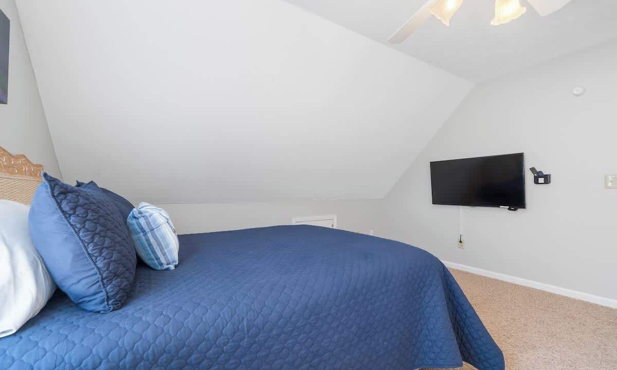 Photo of Bedroom in Milledgeville
