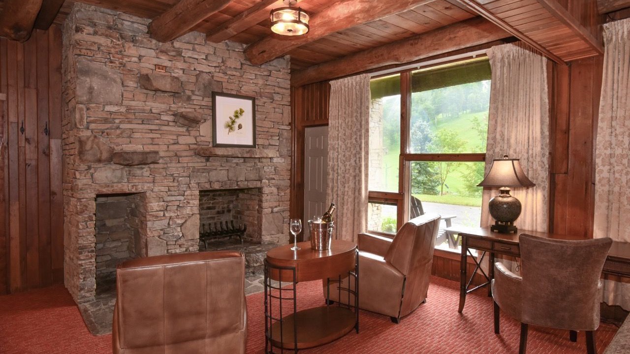 Photo of Livingroom in Seven Springs