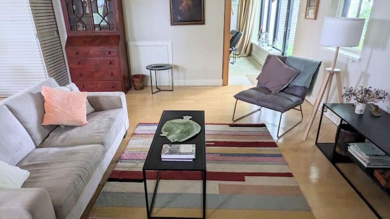 Photo of Livingroom in Lunenburg