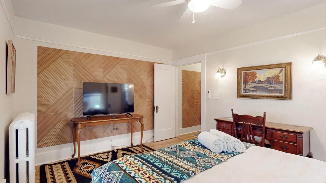Photo of Bedroom in Nob Hill