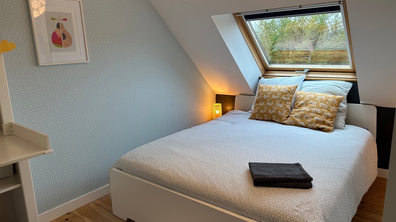 Photo of Bedroom in Blaison-Gohier
