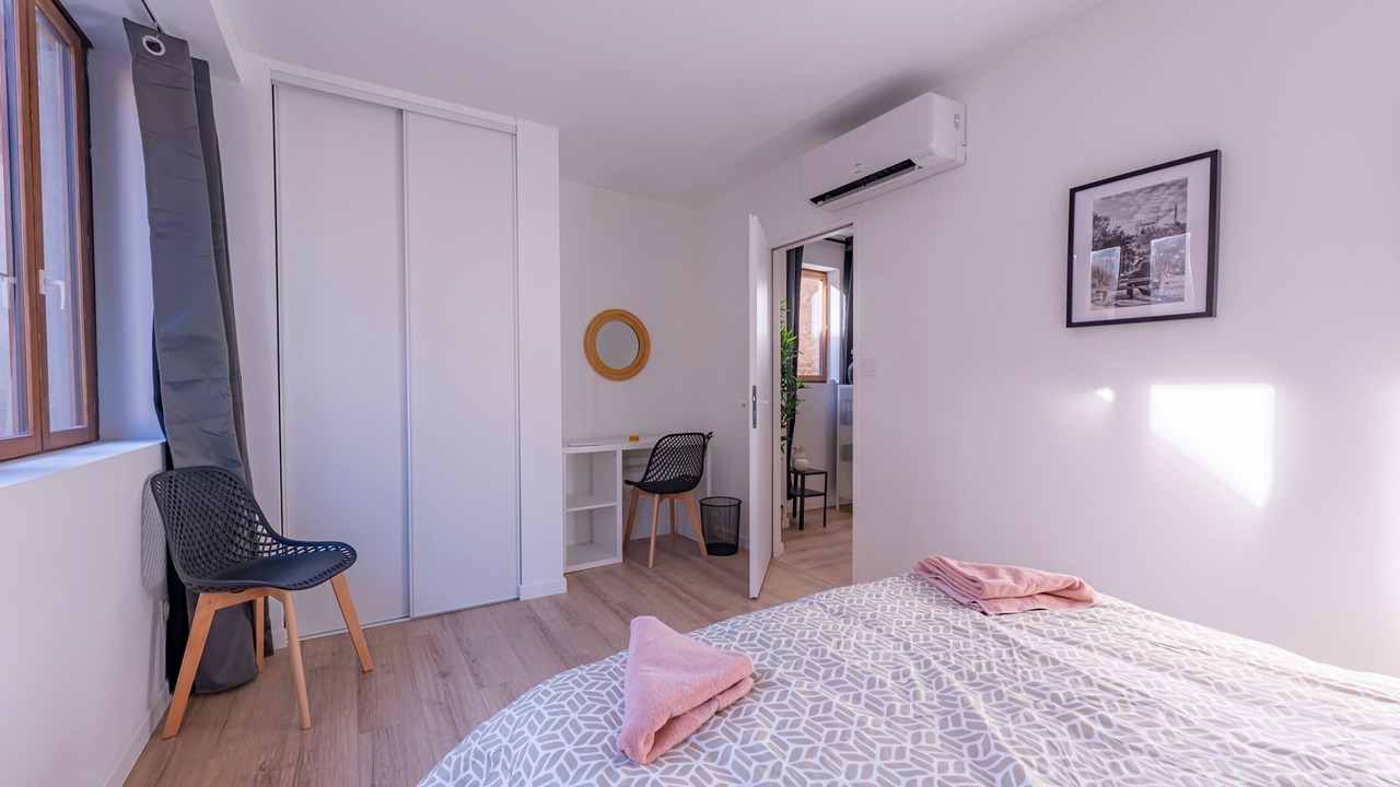 Photo of Bedroom in La Cote-Saint-Andre