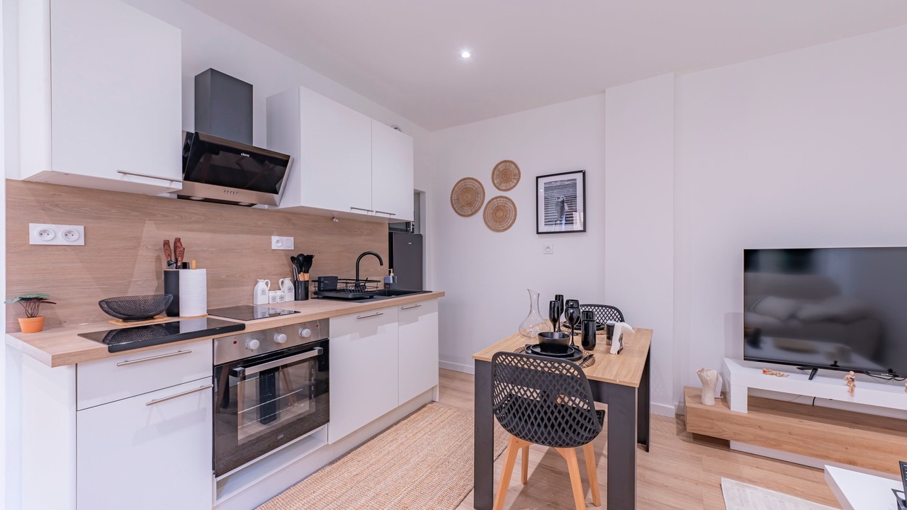 Photo of Kitchen in La Cote-Saint-Andre