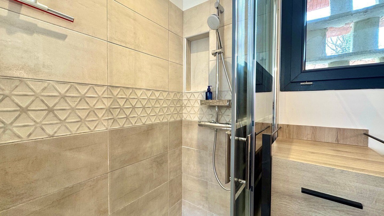 Photo of Bathroom in Beaucaire