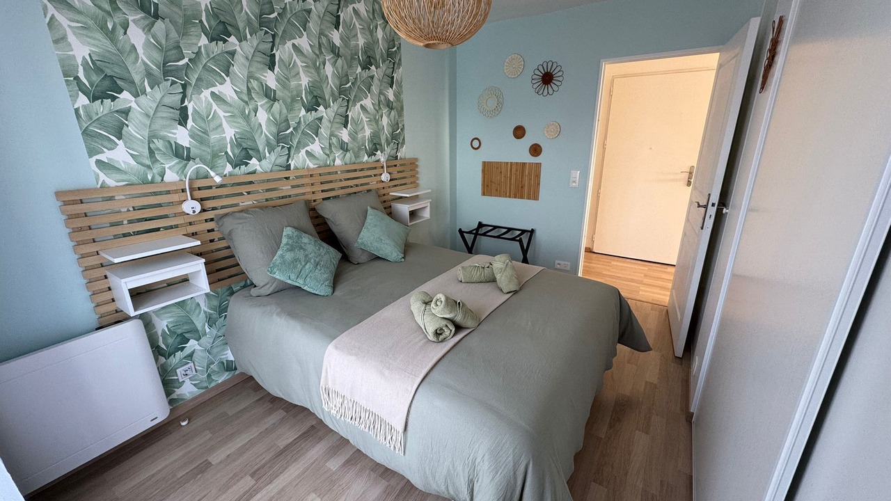 Photo of Bedroom in Dammartin-en-Goele