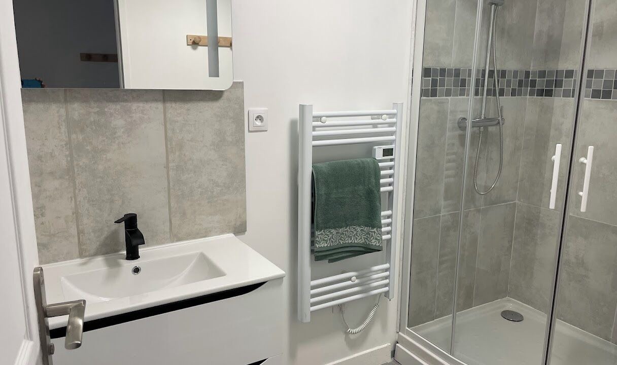 Photo of Bathroom in Vouvray