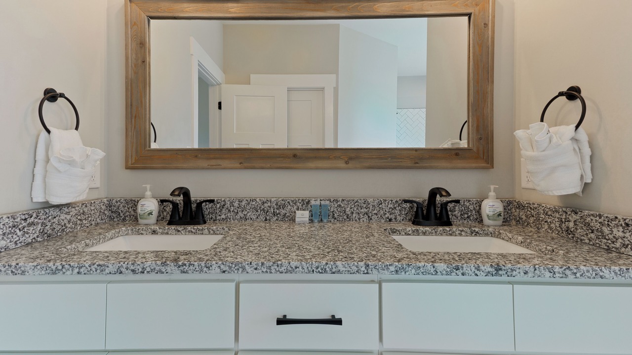 Photo of Bathroom in Zebulon